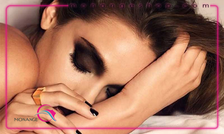 باقی ماندن آرایش در شب